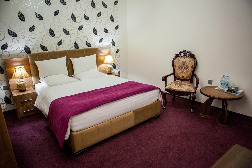 Issam Hotel & Spa Şǝki Extérieur photo