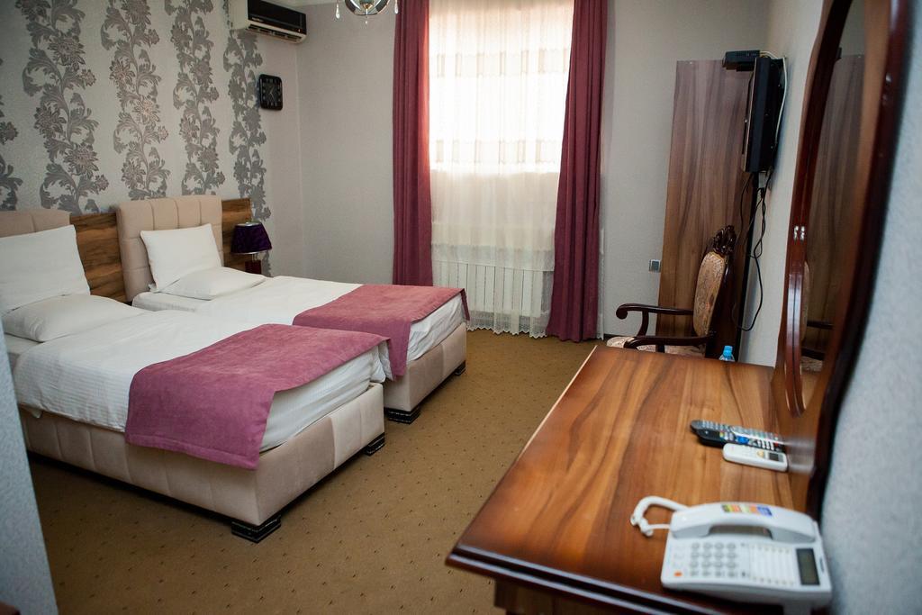 Issam Hotel & Spa Şǝki Extérieur photo